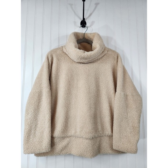 Tuckernuck Sweaters - Tuckernuck Cream Sherpa Fleece Cowl Neck‎ Pullover Sweater Size M Y2K Preppy